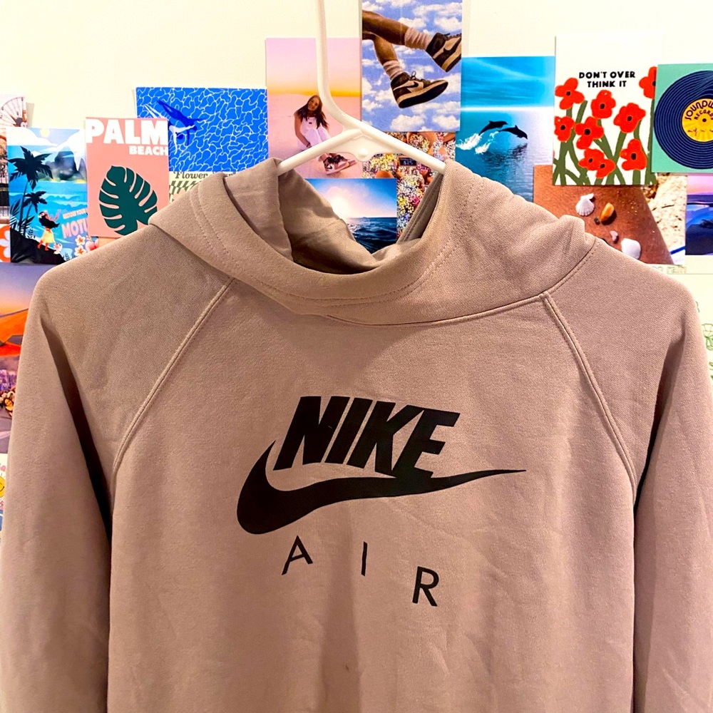 NIKE HOODIE!